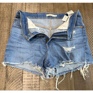 Levi’s High Rise Distressed Denim Shorts Size 30
